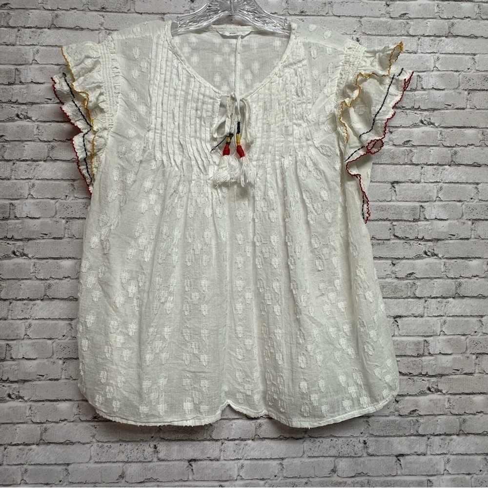 ACOS&A White Embroidered Trim Size Large White Shirt Blouse Top Tassel Pleats